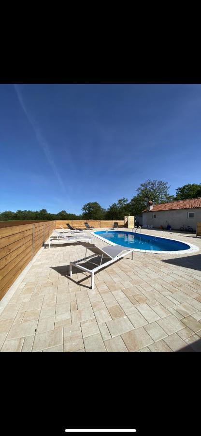 Holiday Home “Marko” With Heated Pool! Nin Exterior foto