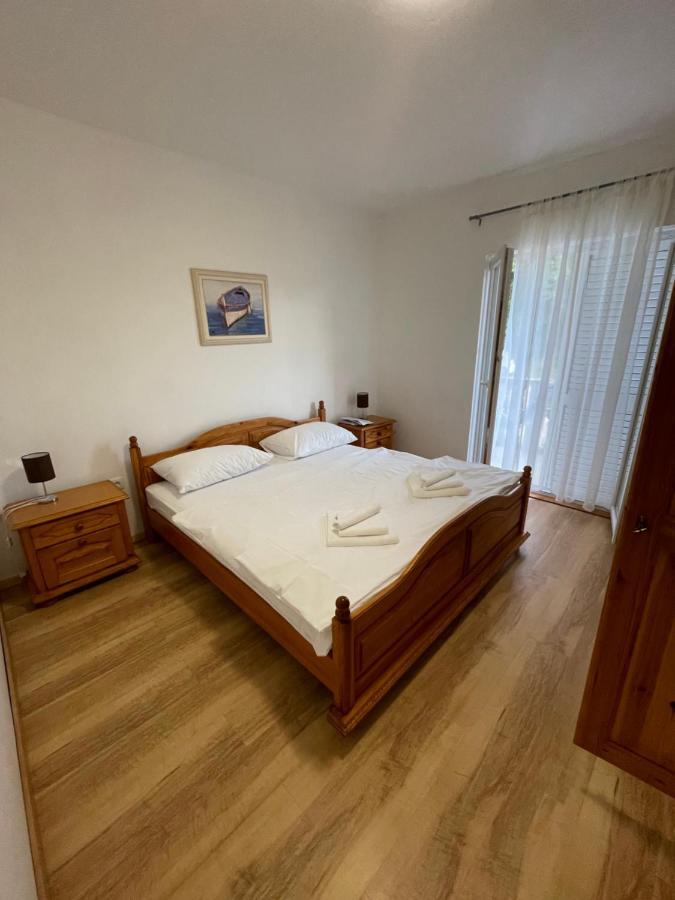 Holiday Home “Marko” With Heated Pool! Nin Exterior foto
